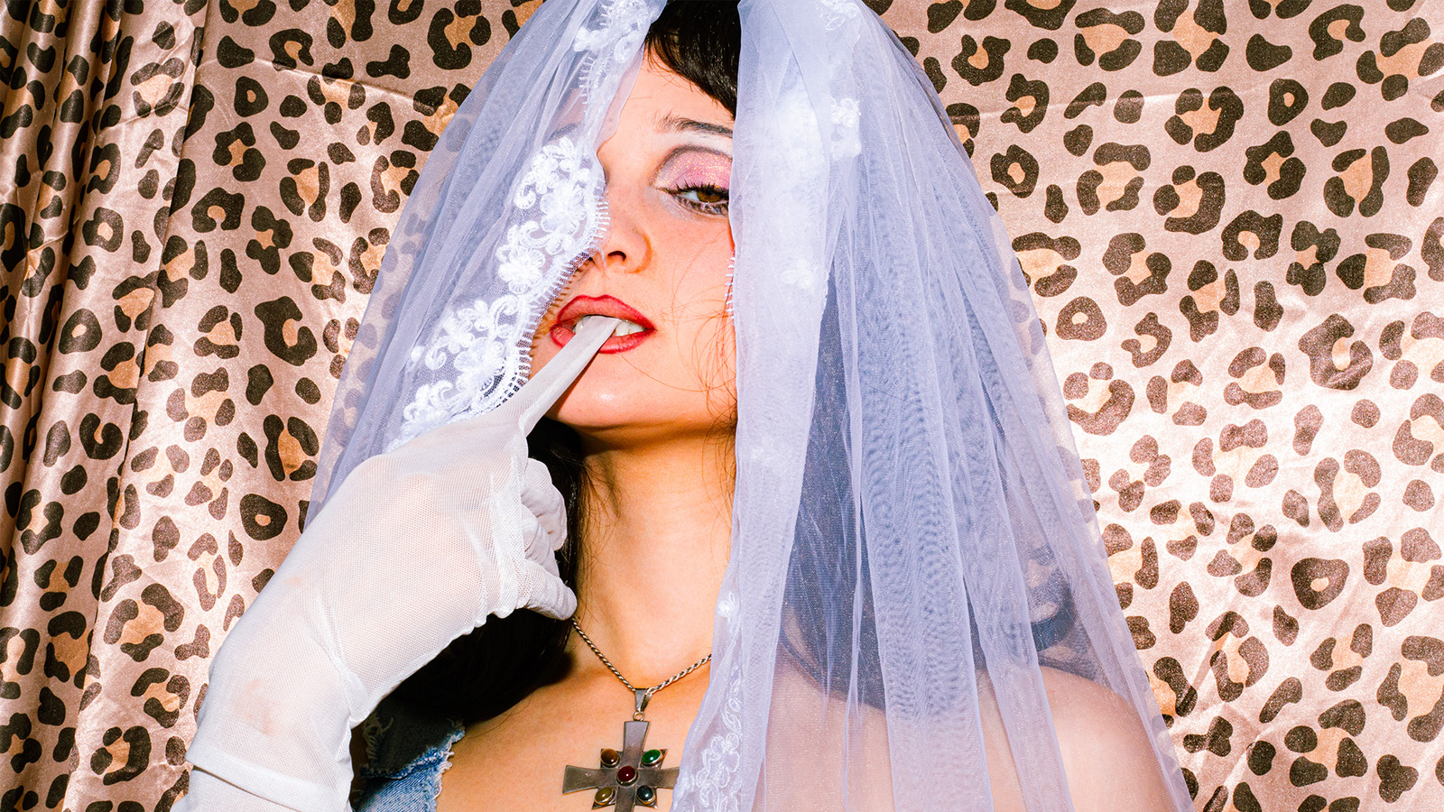 Susannah Joffe's “Cult Leader” Turns Fanaticism Into Indie Rock Catharsis